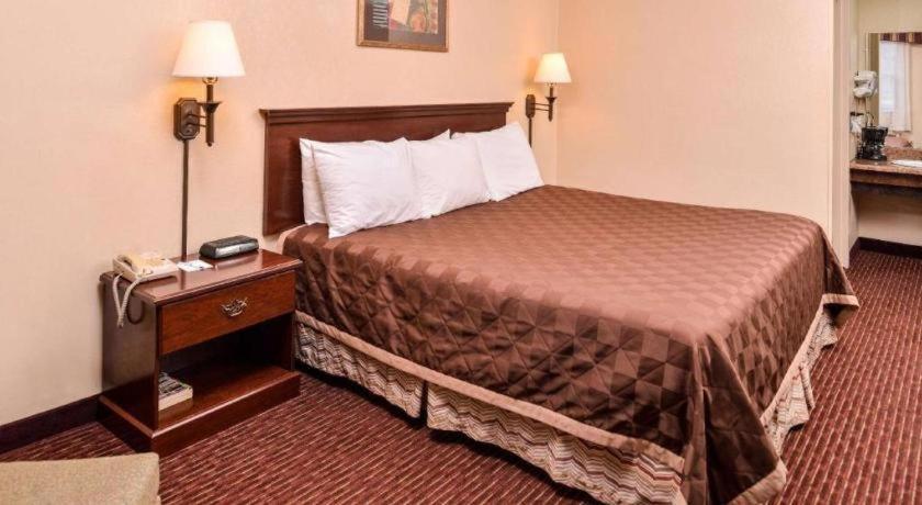Americas Best Value Inn Alliance Luaran gambar